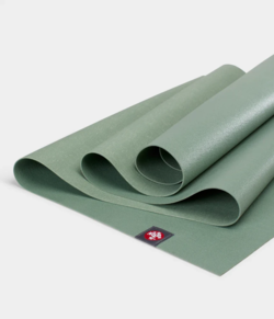 Manduka eKo Super lite Rejse yogamåtte 1,5mm. Leaf Green EKSTRA LÆNGDE