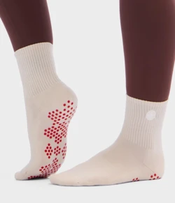 Manduka Equilibria Halvhøje Pilatessokker, Cream