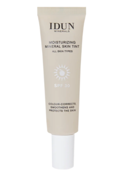 Idun Minerals Moisturizing Mineral Skin Tint, "Gamla Stan" Light, 27ml.