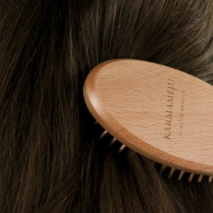 Karmameju Hårbørste "Devote"