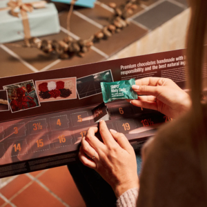 Simply Chocolate Julekalender Simply for Chocolate Lovers, 300g.