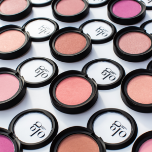 Glo Skin Beauty Blush (pressed) "Papaya", 3,4g.