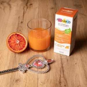 PEDIAKID 22 Vitaminer og mineraler, Kosttilskud med abrikos/appelsinsmag, 125ml.
