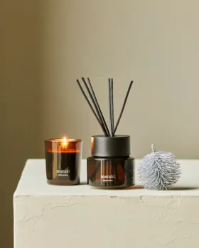 Meraki Gaveæske, jul, Silent Amber Diffusser + duftlys