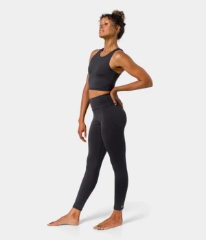 Manduka "Dhara" Tank, Phantom, str. S.