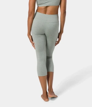 Manduka "Dhara" Capri Legging, Avian Heather