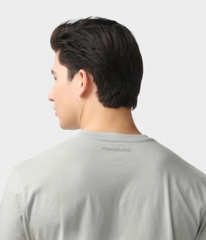 Manduka Tadasana Tee, Avian
