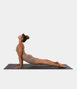 Manduka "Dhara" Short, Lions Mane Heather