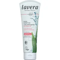 Lavera Basis Sensitive Cleansing Milk Nourishing, 125ml.